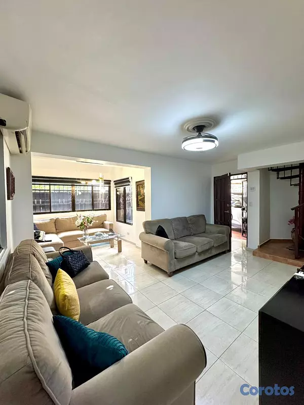 casas - Casa en Alquiler Para Fines Comerciales en Viejo A 5