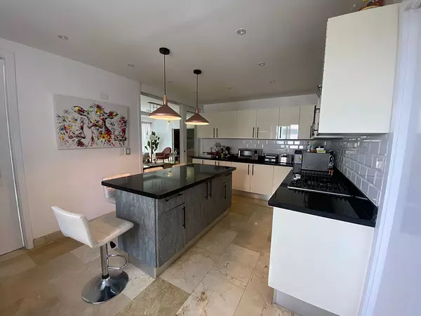 apartamentos - Apartamento en Venta en Naco  4