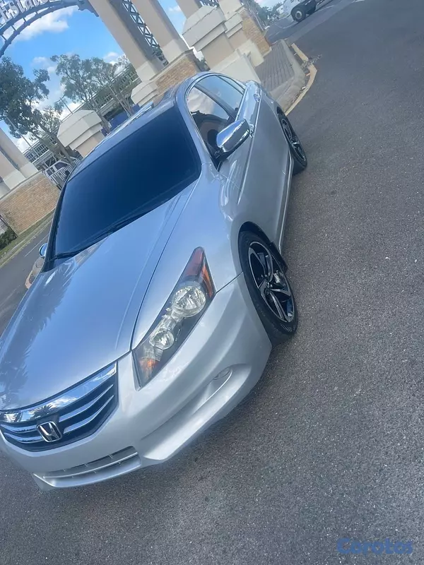 carros - Honda Accord V6 2010 — Excelente condiciones, súper nítido 🔥 4
