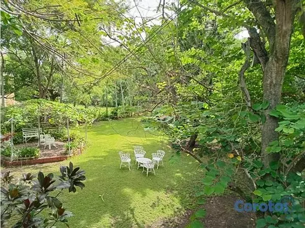 casas vacacionales y villas - Finca en venta 4 habitaciones dos niveles en San C 5