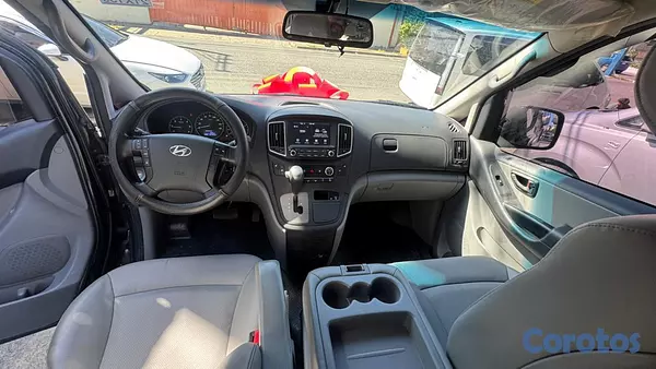 jeepetas y camionetas - 2021 - HYUNDAI GRAND STAREX - 12 ASIENTOS - DIESEL 8
