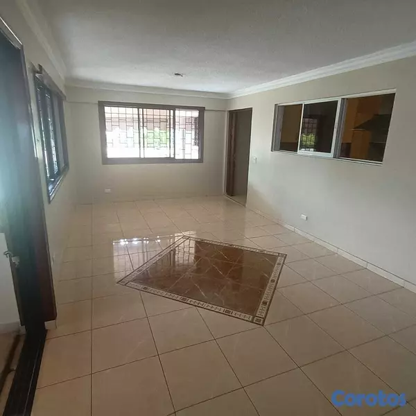casas - Casa en alquiler en El millon habitaciones  5 13