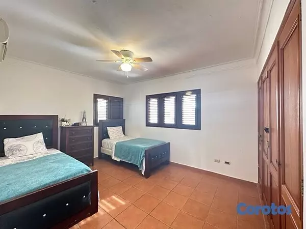 apartamentos - Vendo en Juan Dolio amplio Apartamento en primera línea de playa  9