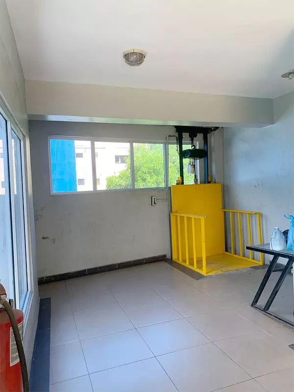 oficinas y locales comerciales - Local en venta  2