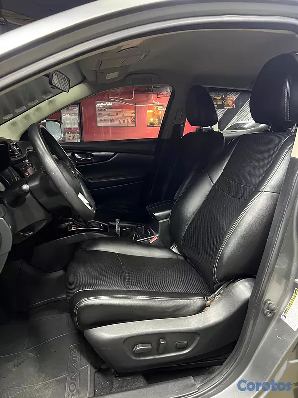 jeepetas y camionetas - Nissan Rogue SV Sport 2017 2