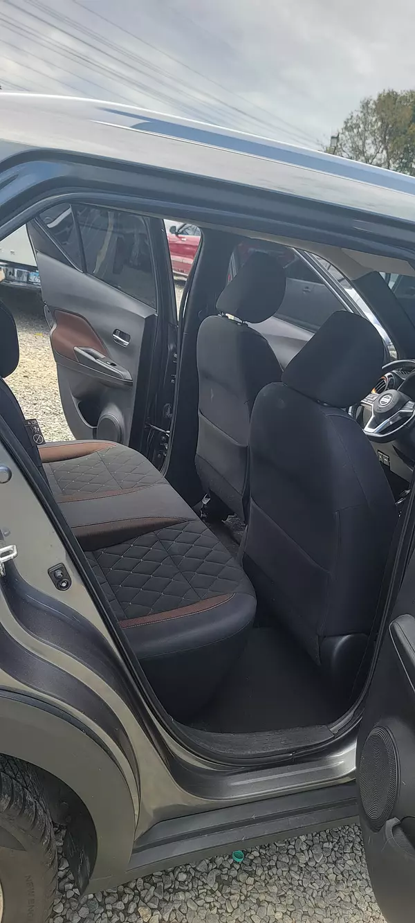 jeepetas y camionetas - NISSAN KICKS 6