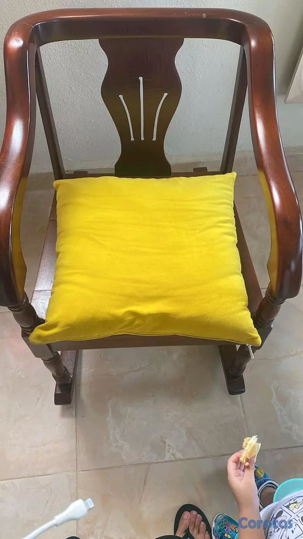 muebles y colchones - MECEDORA DE CAOBA  3
