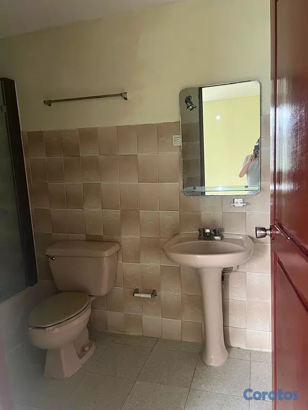 casas - CASA EN ALQUILER
 PARA VIVIENDA,NEGOCIOS
Y ALMACÉN,SANTO DOMINGO OESTE ALAMO 7