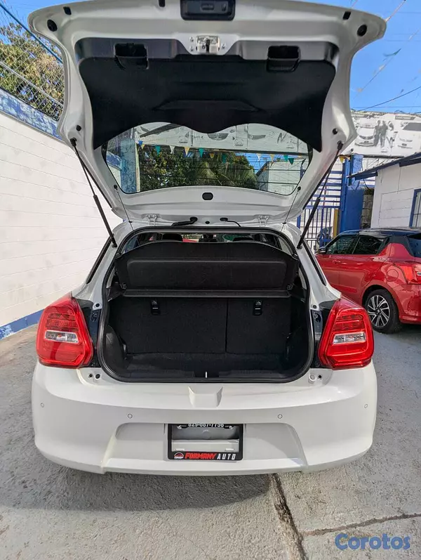 carros - SUZUKI SWIFT 2020 8