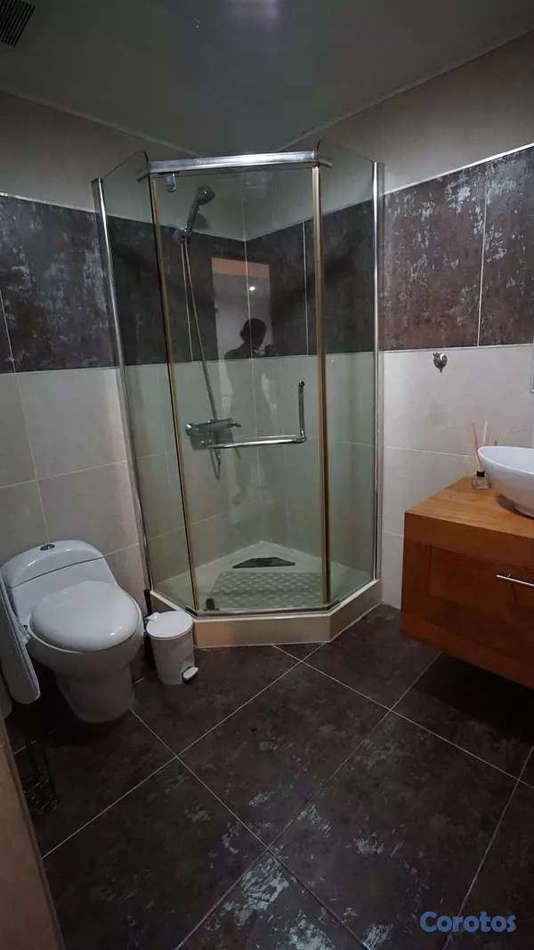 apartamentos - Alquiler de amplio Apartamento amueblado en Los Cacicazgo. 9