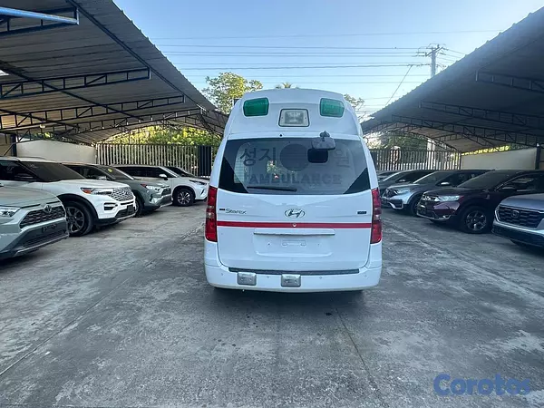 jeepetas y camionetas - 2014 Hyundai Starex Ambulancia  7