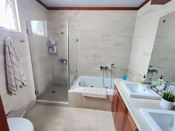 apartamentos - Venta de apartamento en Naco 6