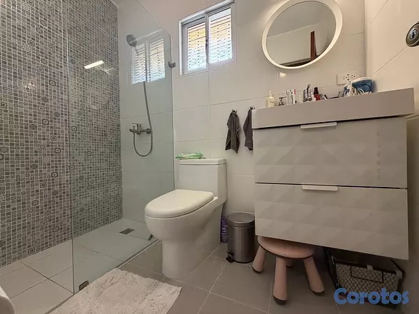 apartamentos - vendo pis 4 mirador norte tres habitaciones 2.5 baños dos parqueos balcón servi 7
