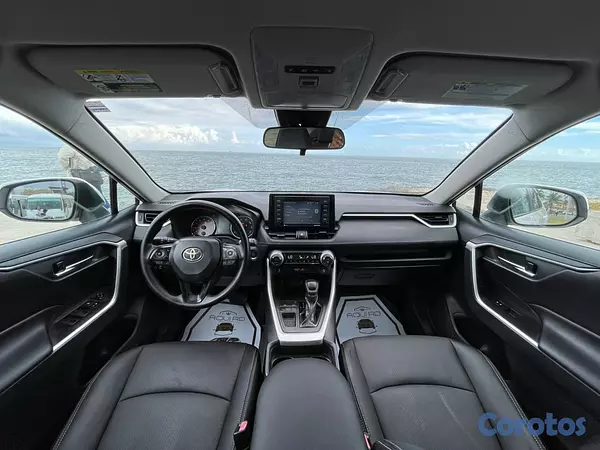 jeepetas y camionetas - Toyota RAV4 XLE 2020 1