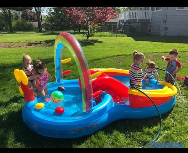 juguetes - Centro de juegos inflable con tobogán y piscina para niños –  “Rainbow Ring”  6