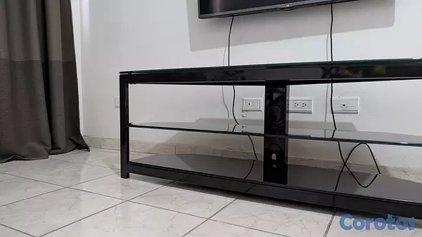 muebles y colchones - MESA de TV (Marca OmniMount) Cristal Templado 8