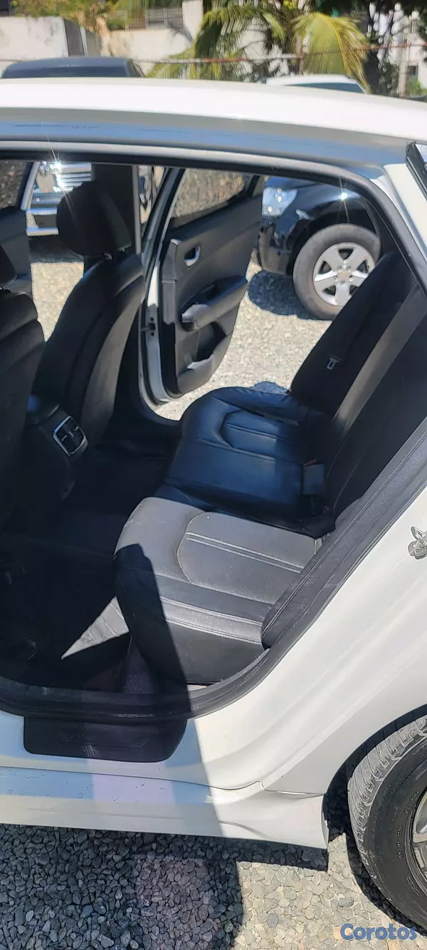 carros - KIA K5 2017 7