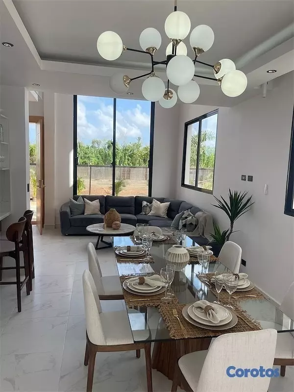casas vacacionales y villas - Venta de Villa con piscina en punta cana reserva con 3000 dólares zona turística 9