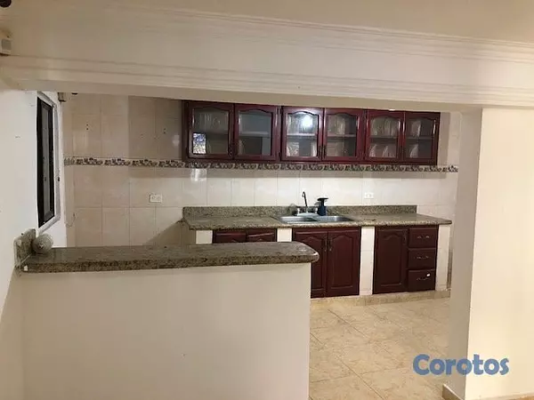 casas - CASA EN ALQUILER SEMISOTANO 6