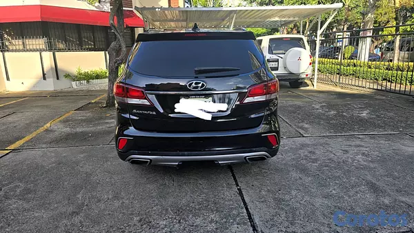 jeepetas y camionetas - Hyundai Grand Santa Fe 2017 7