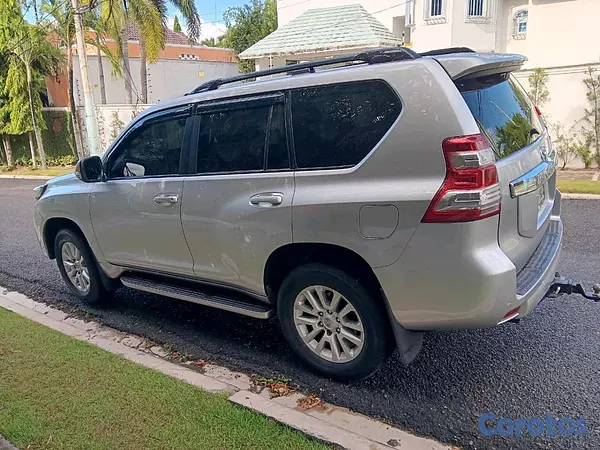 jeepetas y camionetas - Toyota land cruicer prado vxl 2014 3