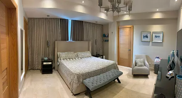 apartamentos - Apartamento en Piso 13, Mirador Sur, Distrito Nacional 7
