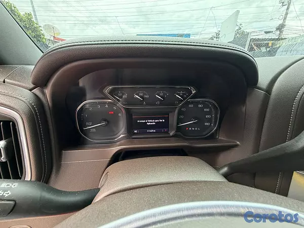 jeepetas y camionetas - 2020 GMC SIERRA 4X4 3.0 DURAMAX GASOL 11