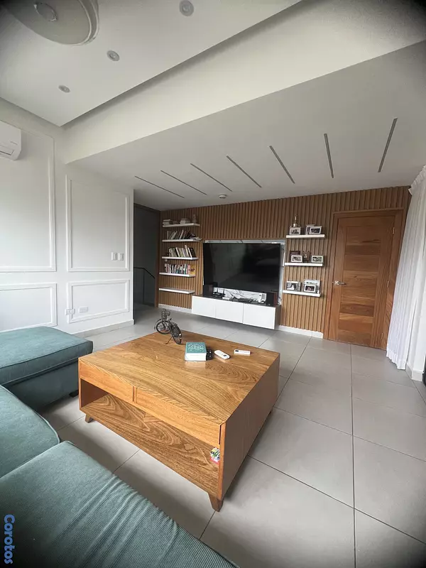 penthouses - PENTHOUSE EN VENTA URBANIZACIÓN REAL
4 hab. 4 baños terraza privada 3 parqueos 5