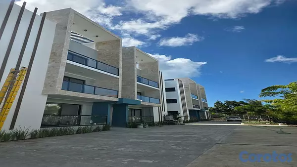 apartamentos - Apartamento en venta en Bavaro de 2 habitaciones US$125,000 1