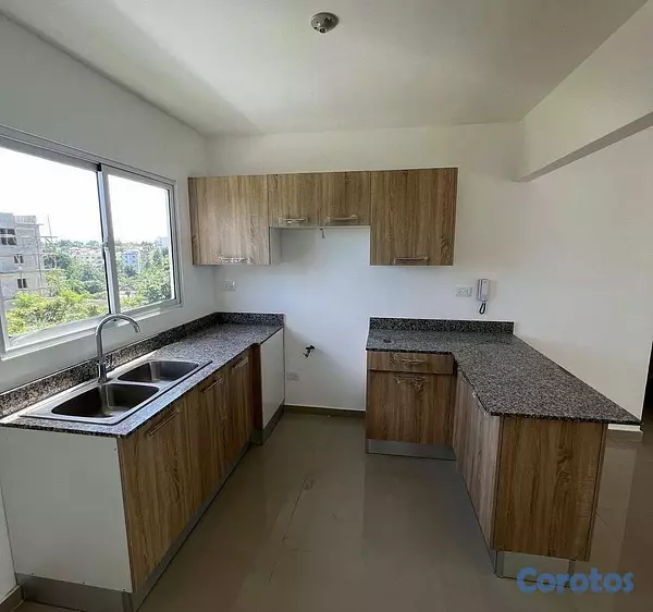 apartamentos - Apartamento Segundo Nivel en Villas Naco 3