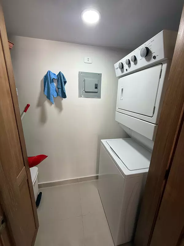 apartamentos - Alquilo apto amueblado en Zona Universitaria  8