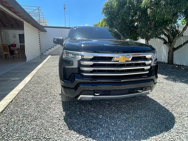 jeepetas y camionetas - chevolet silverado 2023 6