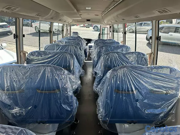 camiones y vehiculos pesados - Mitsubishi Rosa 2027 6