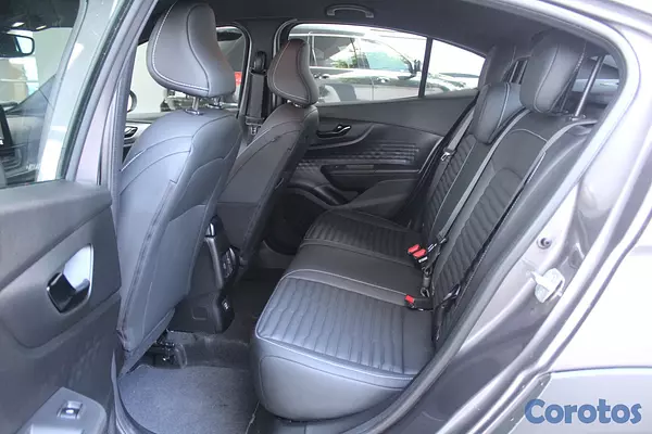 jeepetas y camionetas - Fiat Fastback 7