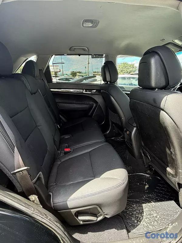 jeepetas y camionetas - Kia Sorento 2014 11