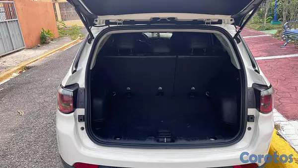 jeepetas y camionetas - JEEP COMPASS TRAILHAWK 4X4 2020 *COMO NUEVA* 11
