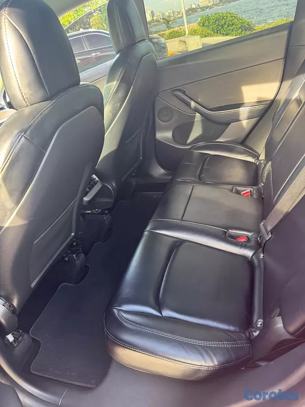 carros - Tesla model Y 2021 Version Long Range  7