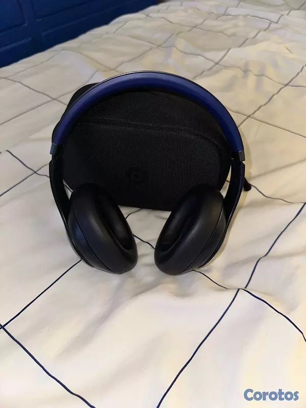 camaras y audio - Vendo Beats studio pro de poco uso, como nuevo. 2
