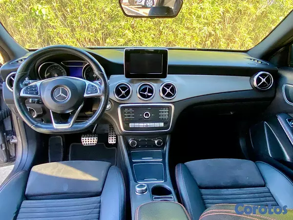 jeepetas y camionetas - MERCEDES-BENZ GLA 180 SPORT 2019 2