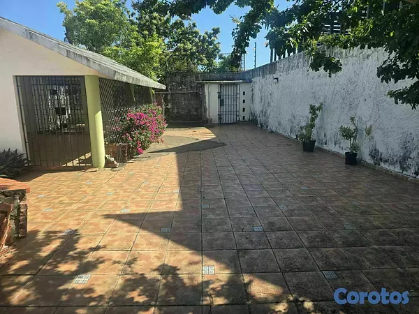 casas - Venta de casa en el millón  7