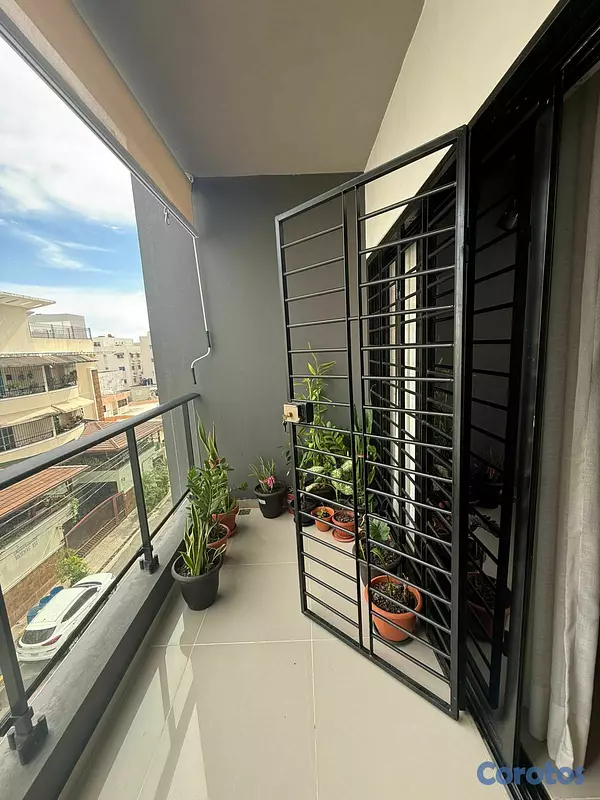 apartamentos - Vendo apartamento en Cayetano Germosén 7