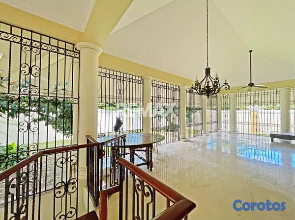 casas - Casa/Local Comercial en alquiler en Las Praderas 15