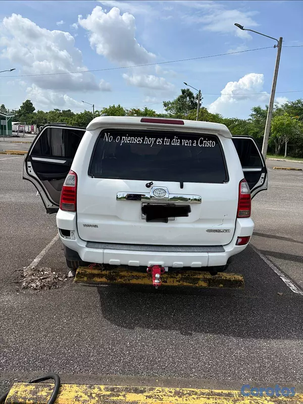 jeepetas y camionetas - Se vende toyota 4Runner, lista para trabajar 4