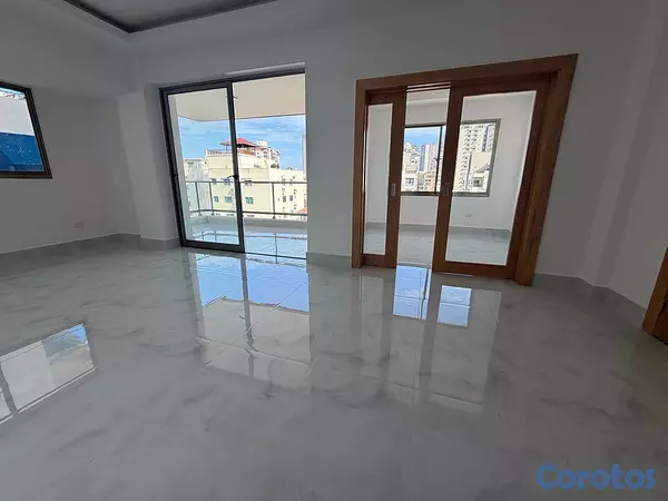 apartamentos - vendo urbanización real nuevo piso 7 tres habitaciones con su baño dos parqueos 10