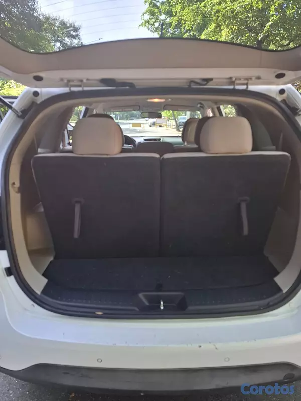 jeepetas y camionetas - Kia Sorento 2014 Unico dueño en el país. De oportunidad. 10