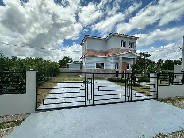 solares y terrenos - Solar en venta en RD$1,900,000 en 📍Guerra   4