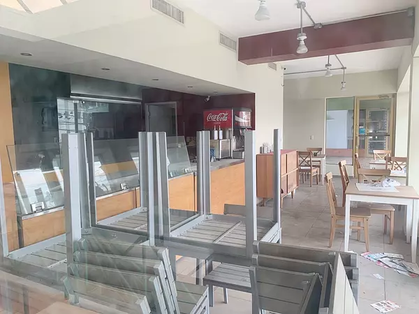 oficinas y locales comerciales - local en Piantini 6