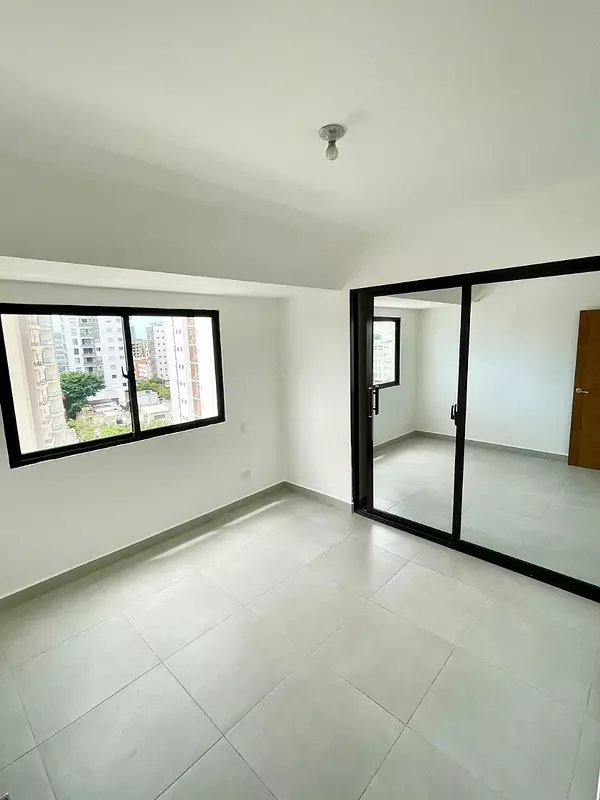 apartamentos - ALQUILER o VENTA: Apartamento  nuevo en Evaristo  8