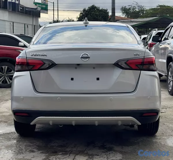carros - Nissan Versa SV 2021
 6