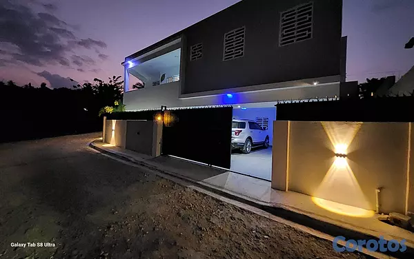 casas - Casa grande y moderna en Nagua buen llugar 11